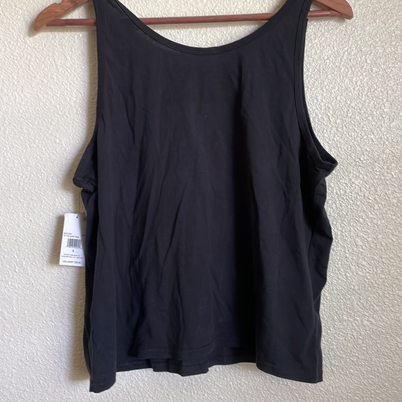 Volcom To The Bank Tank - Picture 4 of 6